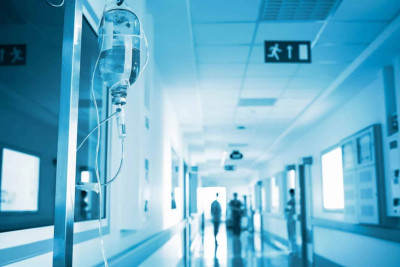 Nərimanov rayonunda işçi hündürlükdən yıxılıb