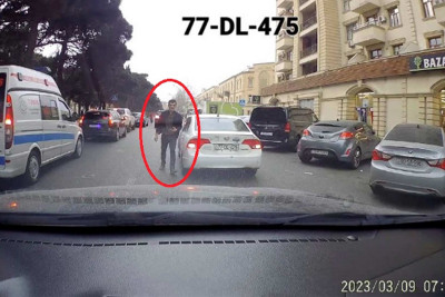 “Yer var, sür də” - qayda pozan sürücü özünü haqlı çıxarmaq istədi - VİDEO