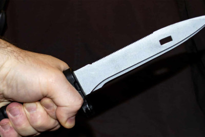 Bakıda kişi qaynı tərəfindən bıçaqlanıb