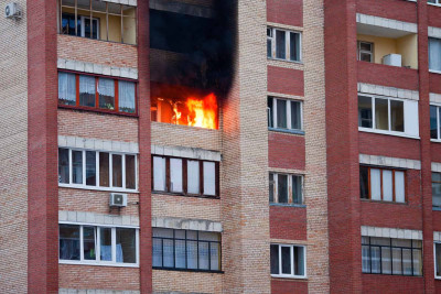 “Həzi Aslanov” metrosunun yaxınlığında yanğın baş verib