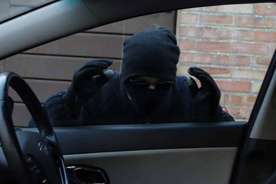 Xətai və Nərimanovda avtomobilləri qarət edən şəxs saxlanılıb