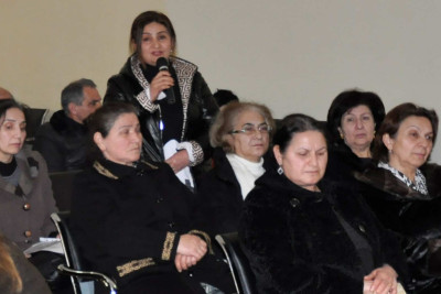 Nərimanov rayonunda icra başçısı sakinlərlə görüşüb