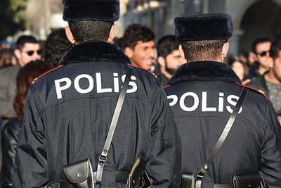 Bakıda sərxoş sürücünün qohumları ilə polis arasında dava olub