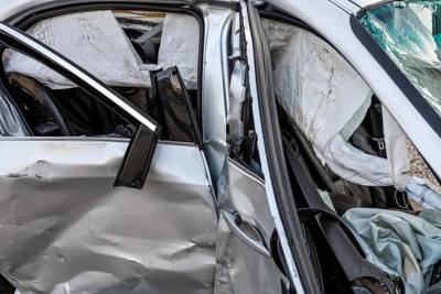 Bakıda iki “Ford” yük maşını toqquşub: ölən var