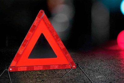 Nərimanovda avtomobil 43 yaşlı qadını vurub