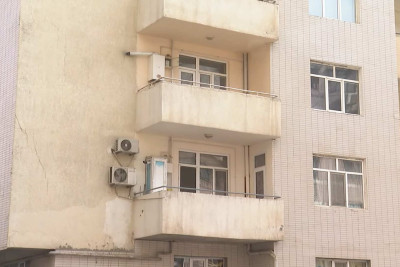 Yasamalda 17 mərtəbəli bina qəzalı vəziyyətə düşüb