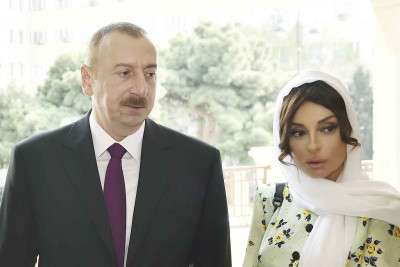 Bakıda təmirdən sonra məscidin açılışı baş tutub