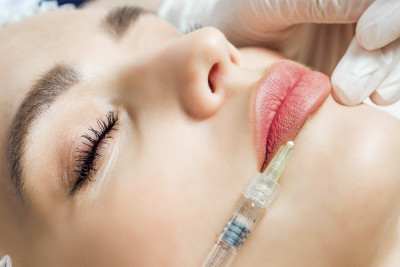 Bakıda qadın kosmetoloji mərkəzi prokurorluğa şikayət edib