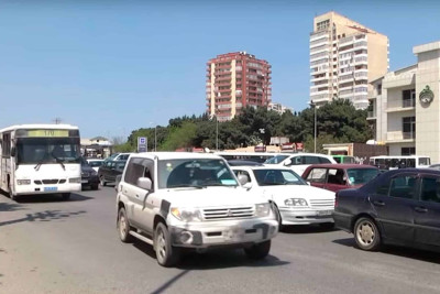Bakıda 470 min şagird eyni vaxtda dərsə gedir