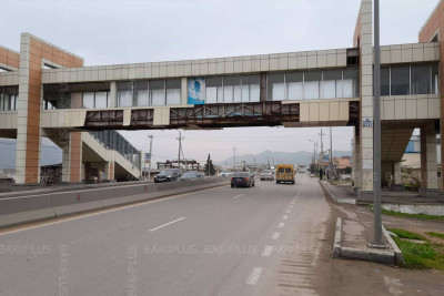Xocəsəndə təhlükə saçan piyada keçidi bağlanıb