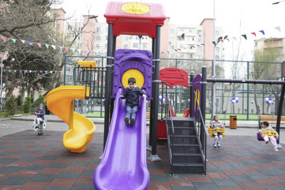 Xətai rayonunda növbəti həyət abadlaşdırılıb