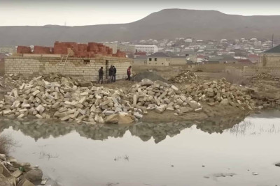Lökbatan gölü torpaqla doldurularaq yaşayış sahəsinə çevrilir