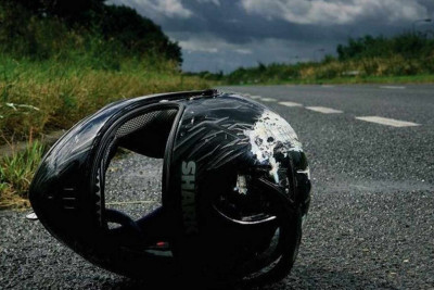 Sabunçu rayonunda motosikletlə avtomobil toqquşub