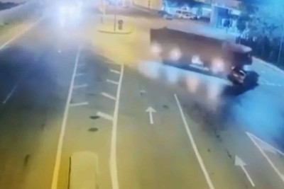 Bakıda üç nəfərin öldüyü qəzanın videokadrları yayılıb - VIDEO