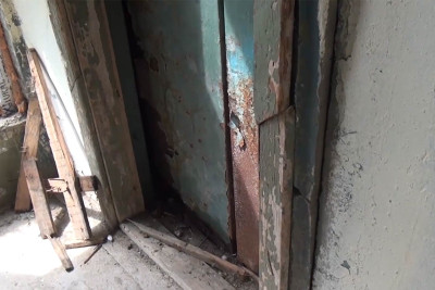 Bakıxanov qəsəbəsində binada nəmişlikdən yaşamaq olmur