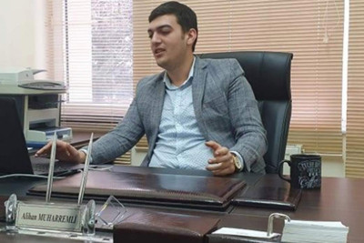 Qurum rəhbəri tələbəni hədələyərk ondan 20.000 ABŞ dolları istəyib