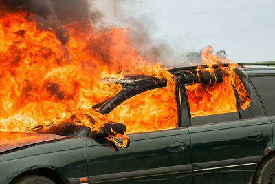 Bakıda minik avtomobili alışıb