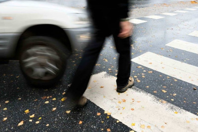 Buzovna-Mərdəkan yolunda baş vermiş qəzada adam ölüb