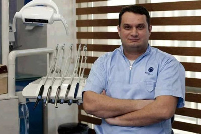 Bakıda rüşvət aldığı üçün həbs olunan baş həkim vaxtından əvvəl azad olunubм