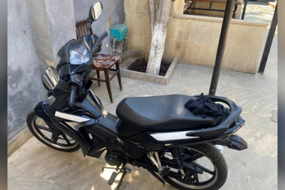 Bakıda mopedin sürücüsü qəzada ölüb