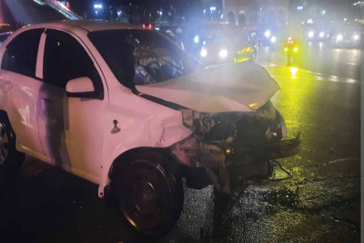 “Ukrayna” dairəsində zəncirvari qəza olub: xəsarət alan var