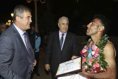 Ağstafadan Bakıya piyada gəlməyi bacardı