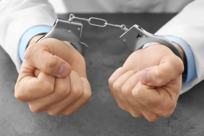 Nərimanov Rayon Məhkəməsi Hindistan vətəndaşına 2 il müddətinə internetə girişi qadağan edib