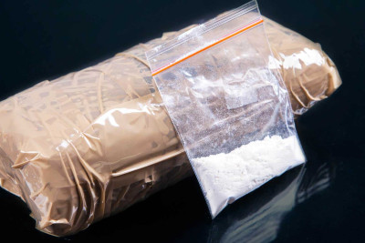 Bakı sakininin avtomobilindən 1,5 kiloqram narkotik götürülüb