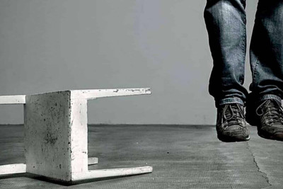 Binədə gənc oğlan özünü asaraq həyatına son qoyub