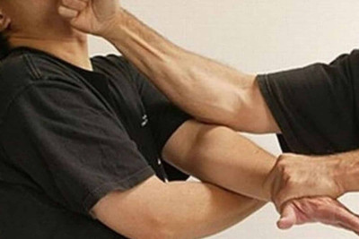 Bakıda davada gəncin çənəsi sındırılıb