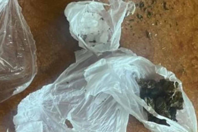 Bakıda qadın öz əri üçün həbsxanaya narkotik gətirib