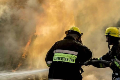 Xətai rayonunda 3 otaqlı mənzildə yanğın baş verib