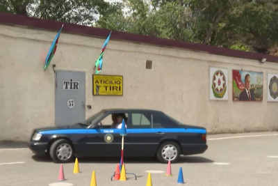 Bakı küçələrində təhlükəli “Təlim” maşınları