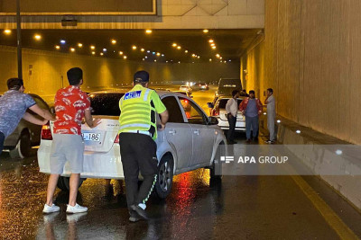 Ziya Bünyadov prospektində 9 avtomobil toqquşub: xəsarət alanlar var