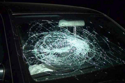 Ziya Bünyadov prospektində yolu keçmək istəyən qadını avtomobil vurub