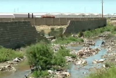 Gürgəndə bərpa olunan su kanalı ev sahibini təşvişə salıb - VİDEO