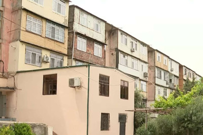 Bakının fərqləndirici xüsusiyyəti: mənzildən böyük olan eyvanlar - VIDEO