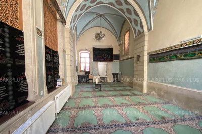 Bir neçə dəfə dağıdılmış tarixi abidə: İçərişəhər Cümə məscidi