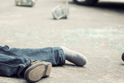 Bakıda 25 yaşlı gənci avtomobil vurub