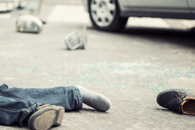 Nərimanov rayonunda polis əməkdaşı yol qəzasına düşüb