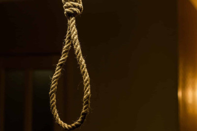 Bakıda Lerik sakini özünü asıb