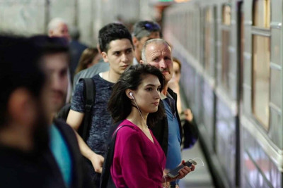 Metrodan 1 ayda 20 milyon sərnişin istifadə edib