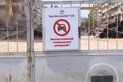 Sakinlər 10 ildir inşa olunan metro stansiyasından narazıdırlar