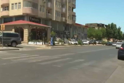 Bakı küçələrinin piyada zolaqları təhlükə saçır