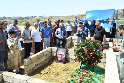 Əməkdar artist Rüfət Babayev dəfn olunub