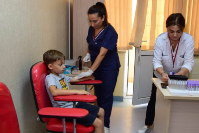 Ukraynalı uşaqlar Bakıda tibbi müayinələrdən keçiblər