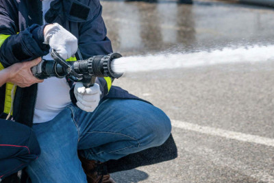 Xətaidə açıq ərazi yanır