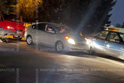 Nərimanov rayonunda 2 avtomobil toqquşub