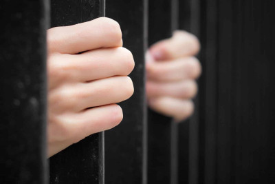Bakıda iki qadından oğurluq edən Lənkəran sakini olan qadın tutulub