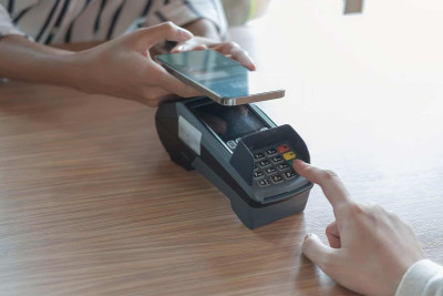 Bakı-Sumqayıt qatarlarında biletlər “Apple pay” və “Google pay”lə da almaq mümkün olacaq